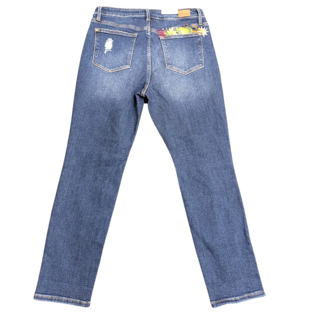 NWT Judy Blue Jeans Womens 13/31 Floral Embroidered High Rise Boyfriend Fit